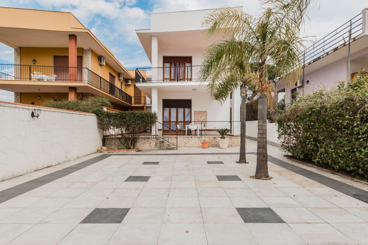 Terre Di Mare Near The Sandy Beach With Pool, Parking & Wifi 冯塔尼比安奇 外观 照片