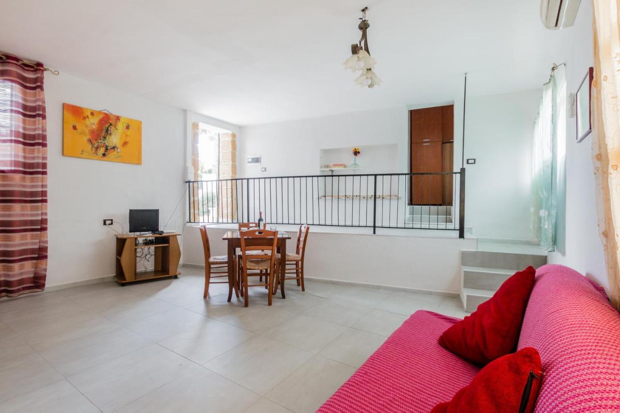 Terre Di Mare Near The Sandy Beach With Pool, Parking & Wifi 冯塔尼比安奇 外观 照片